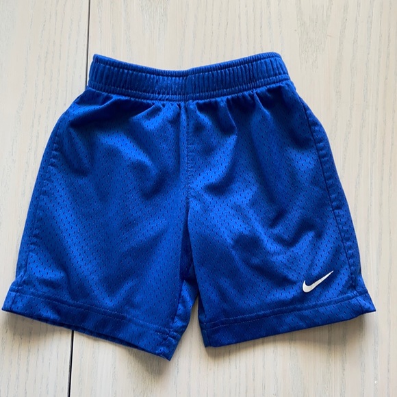 Nike Shorts - Picture 1 of 2
